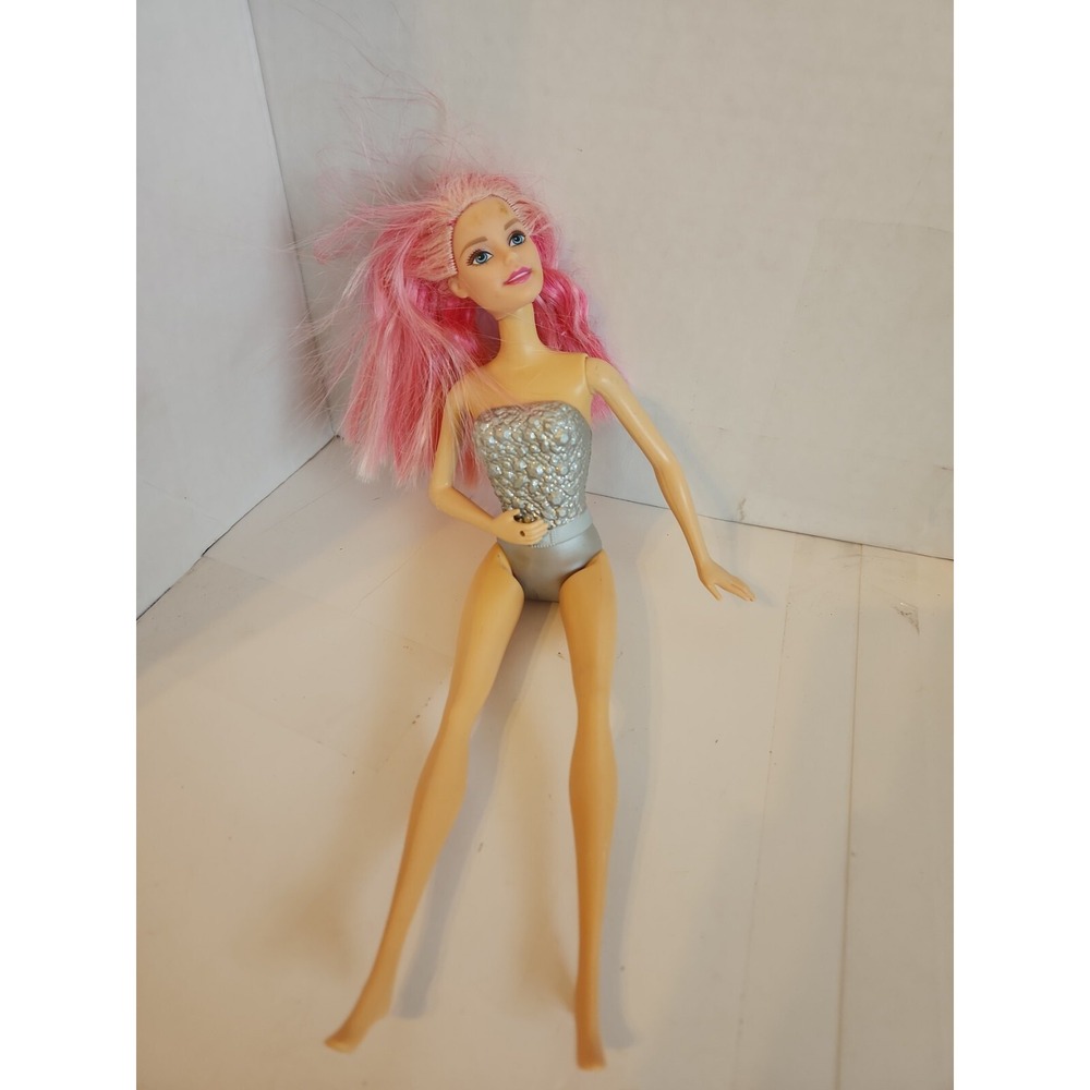 Barbie in Rock 'N Royals Princess Courtney Doll